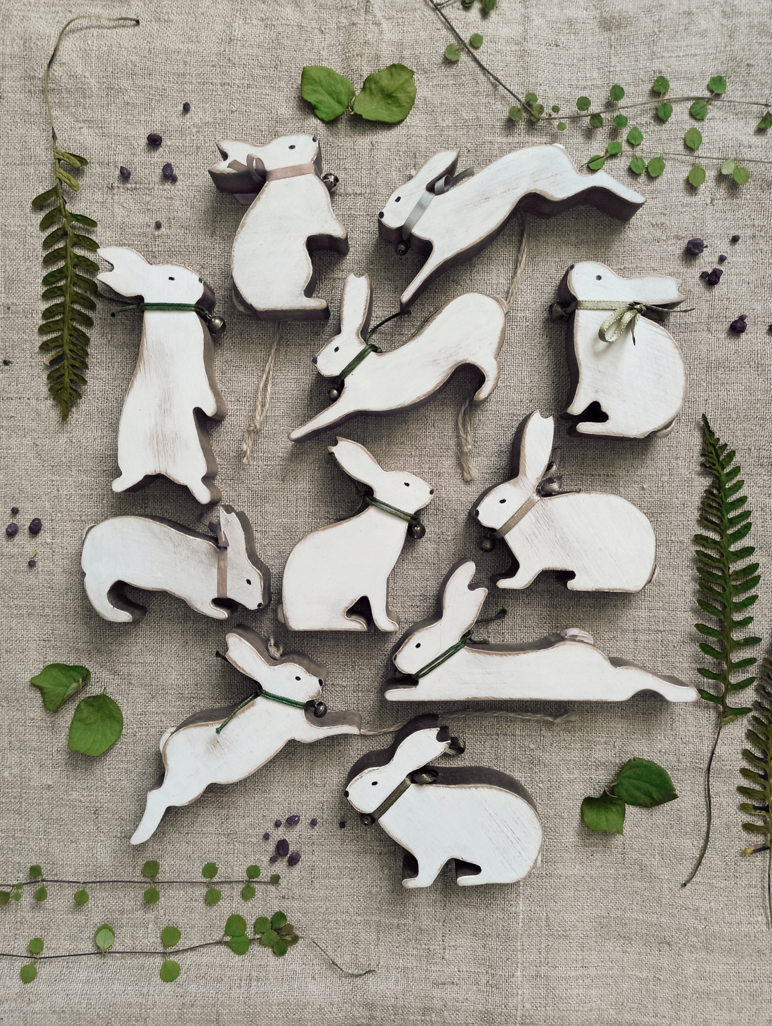 Елочная игрушка "Зайчики большие" - фотография товара