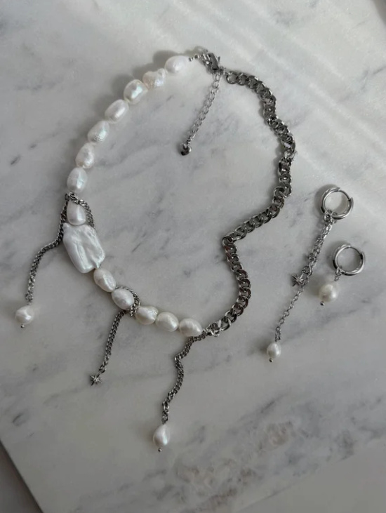 Колье из барочного жемчуга