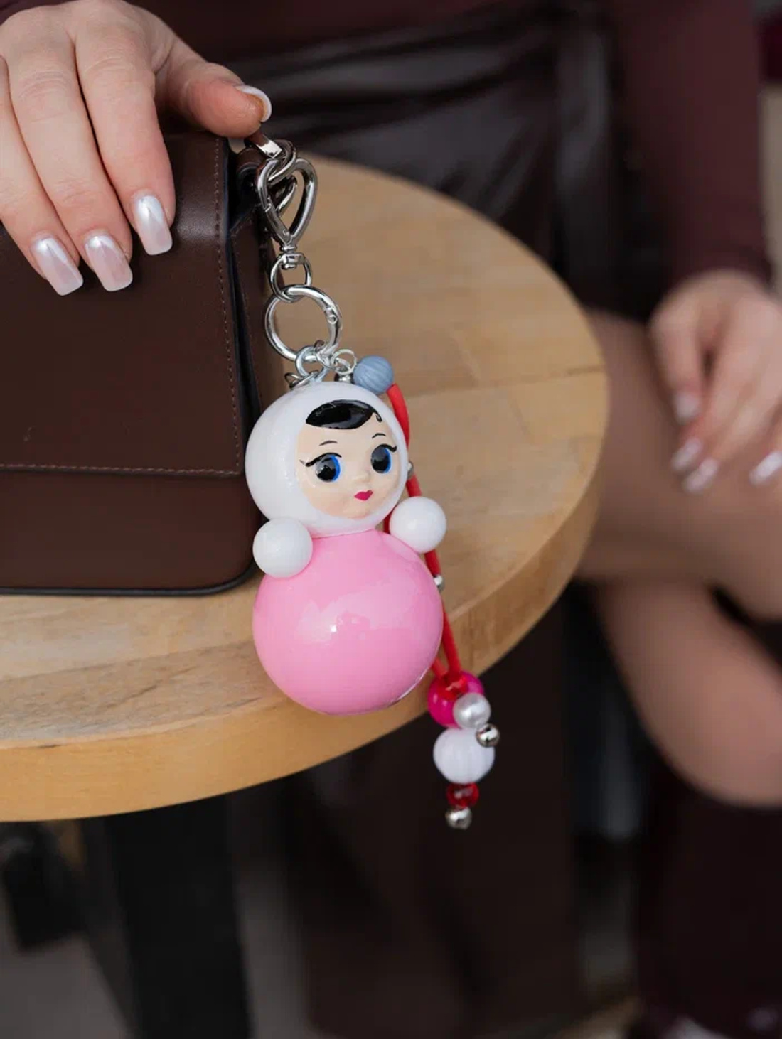 Брелок обвес "Неваляшка" нежно-розовая - фотография товара