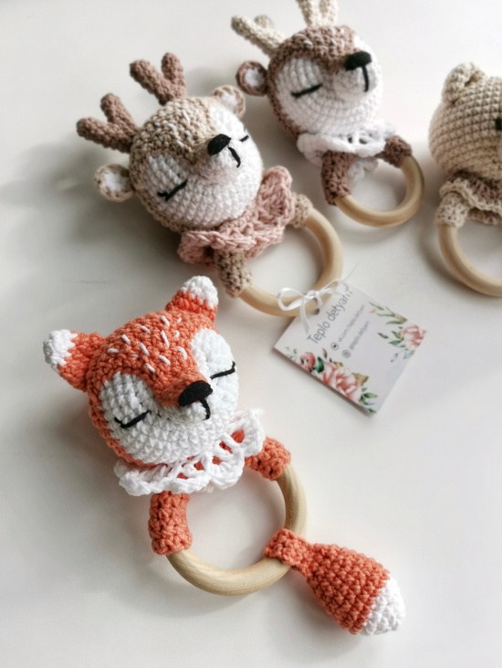 Погремушка-грызунок Лисичка