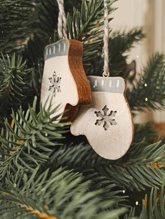 Елочная игрушка "Варежки"