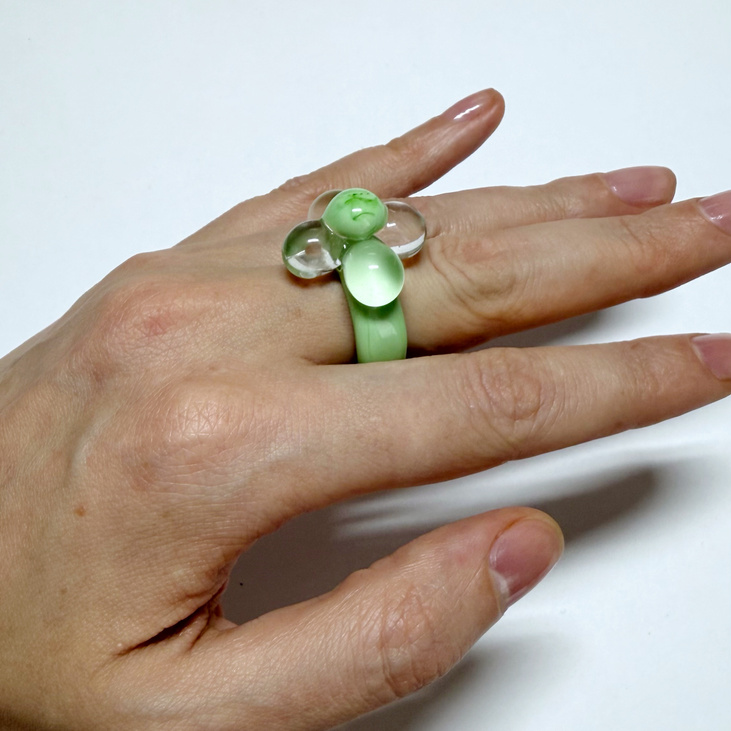 Кольцо CHAMOMILE green