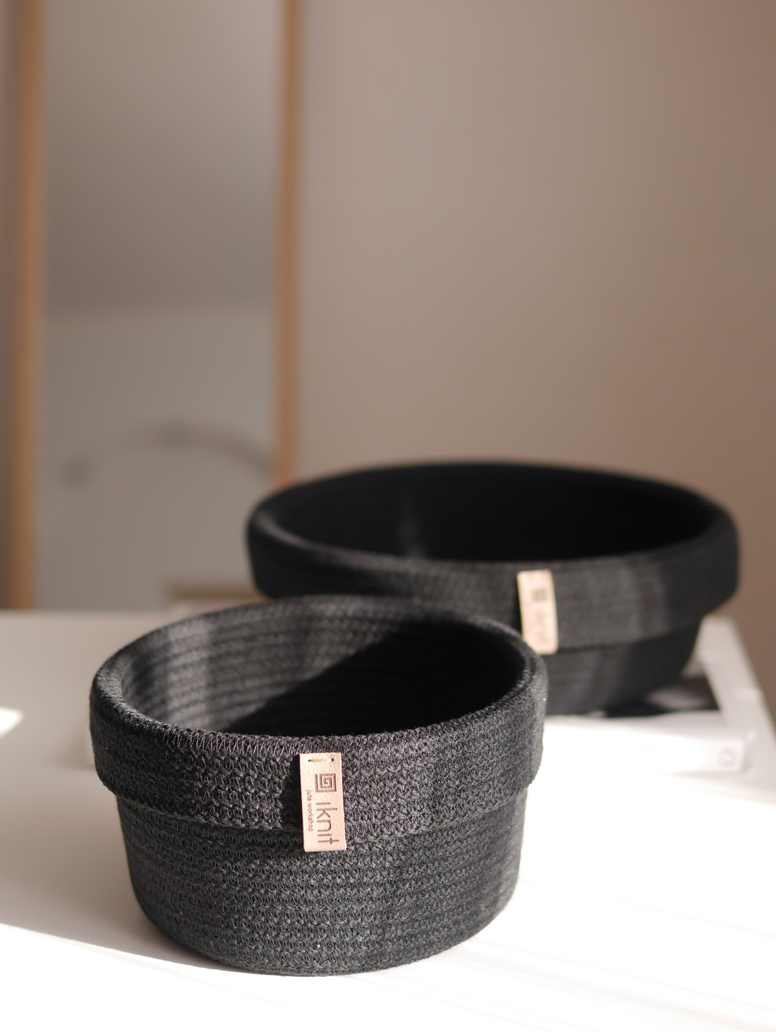 Набор из 2 корзин черного цвета - фотография товара