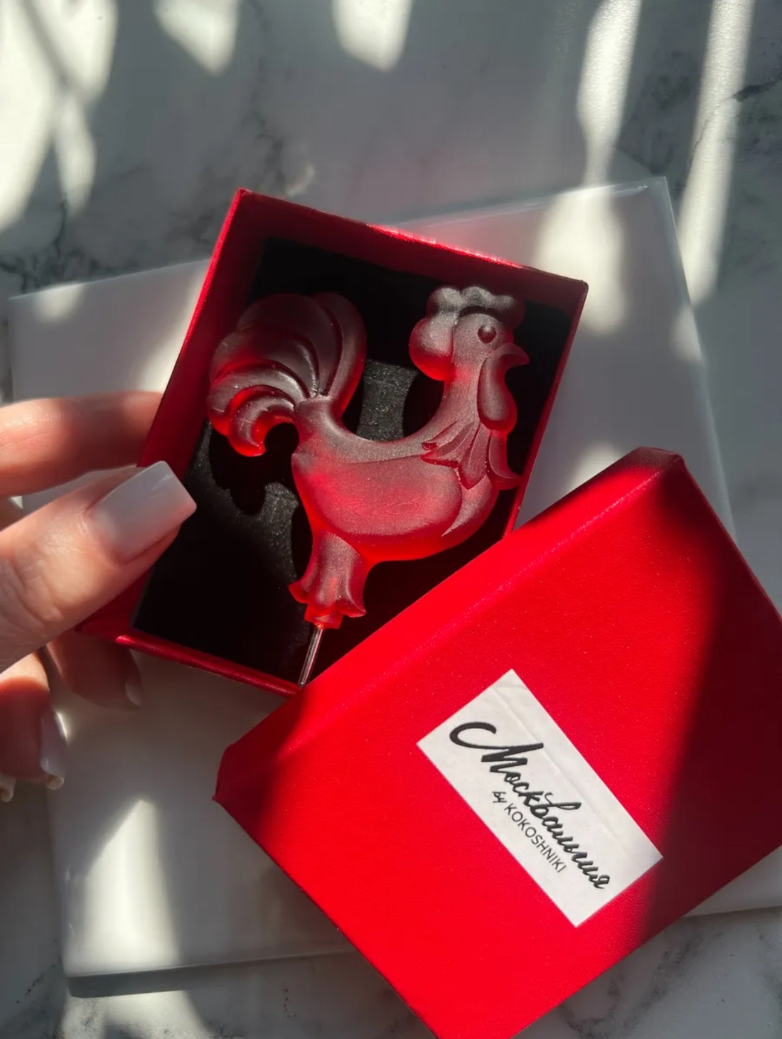 Брошь "Петушок-леденец" красный ссср - фотография товара