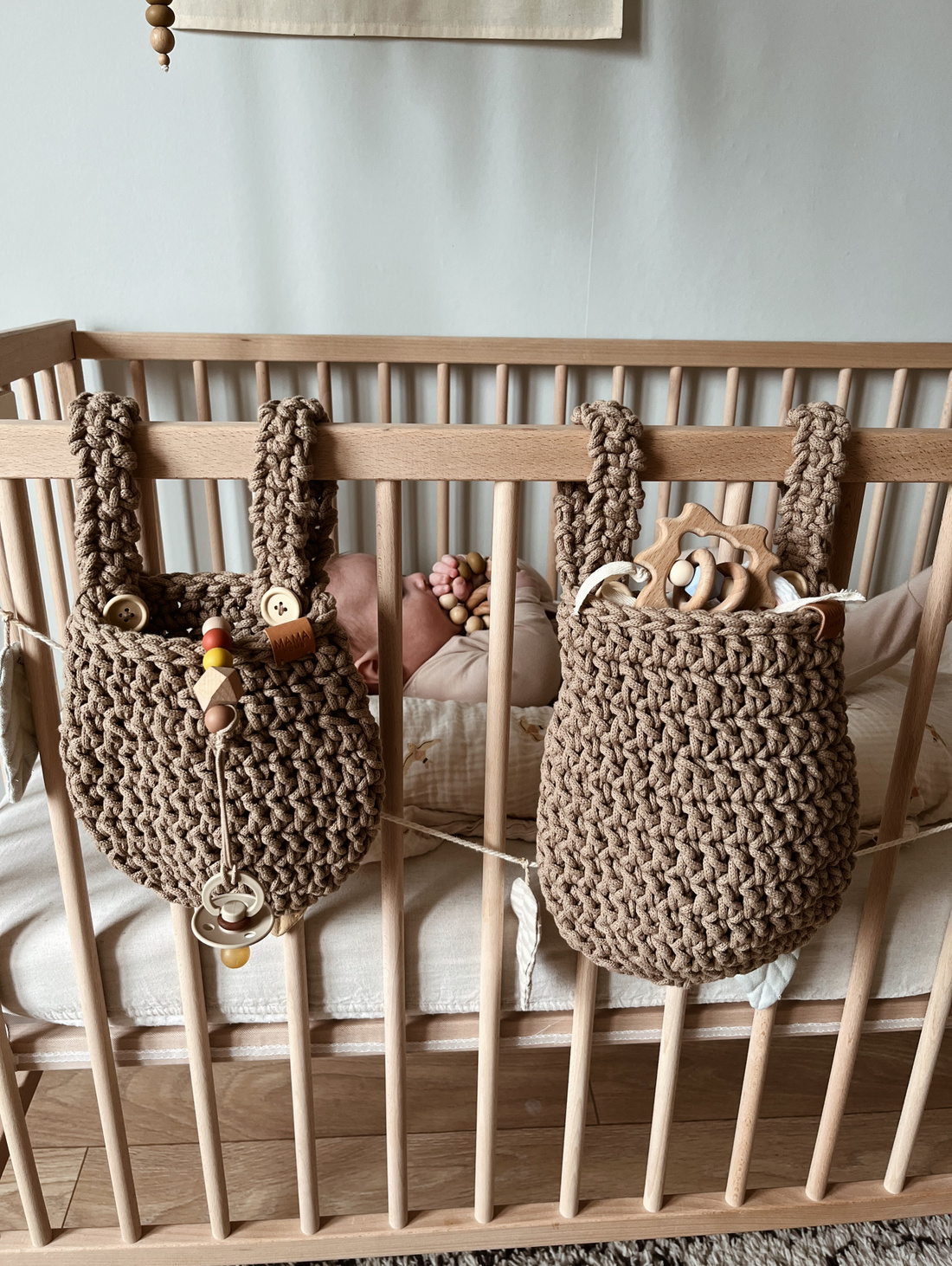 Подвесные корзины на кроватку - фотография товара