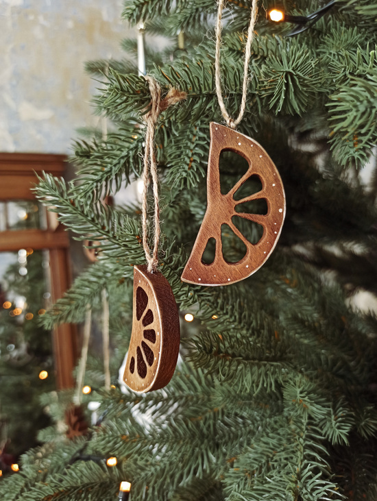 Елочная игрушка "Полудолька малая"