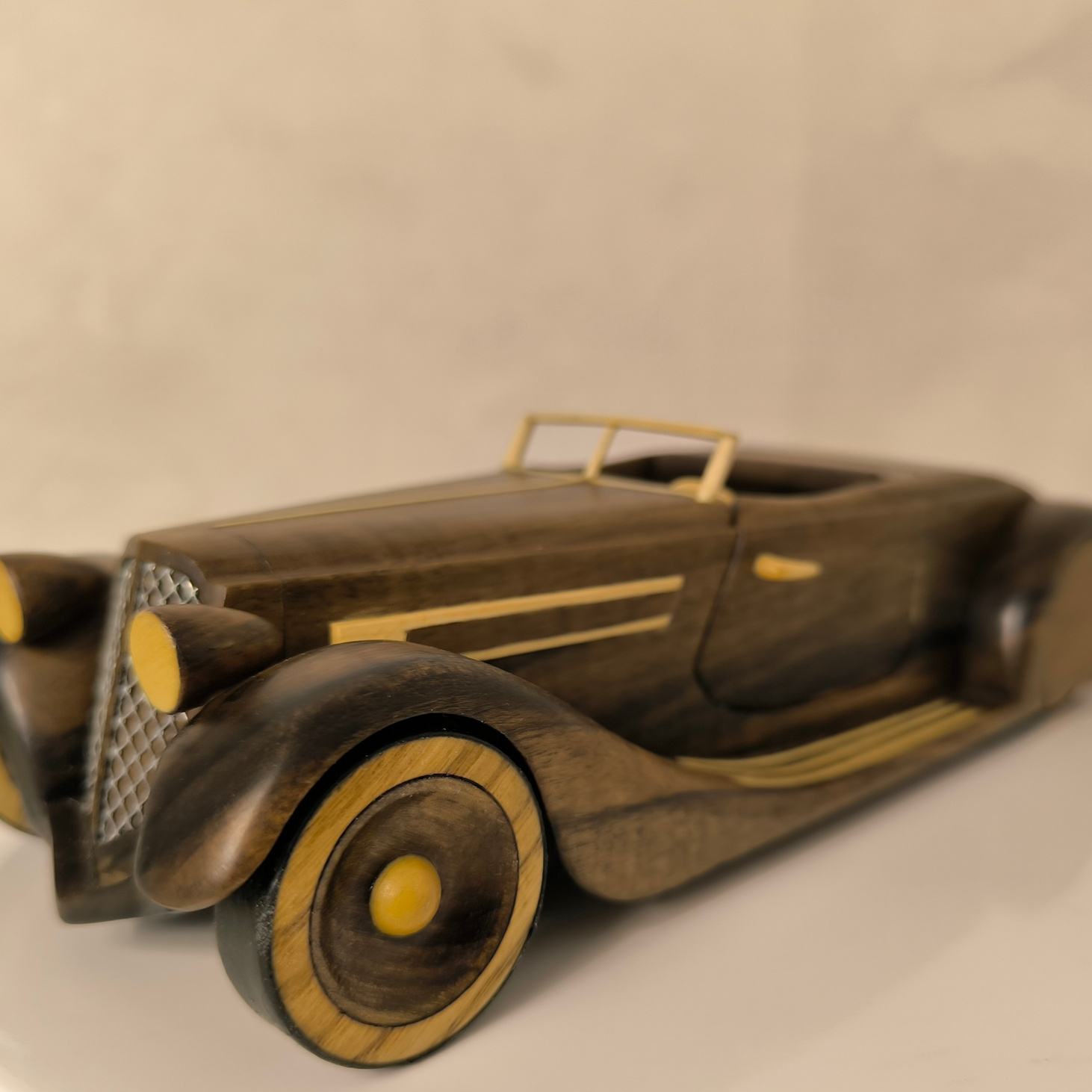 Mulholland speedster модель авто из дерева в масштабе 1 20 - фотография товара