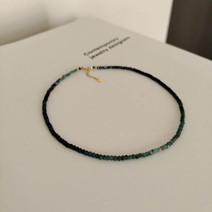 Колье «Изумрудная гармония» с зелёными турмалинами