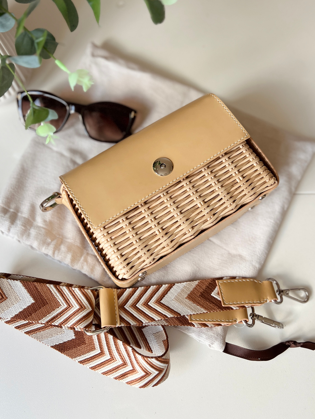 Сумка плетеная кросс-боди "Дарлинг" - фотография товара