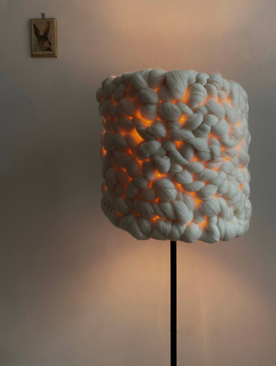 Торшер с абажуром из мериноса