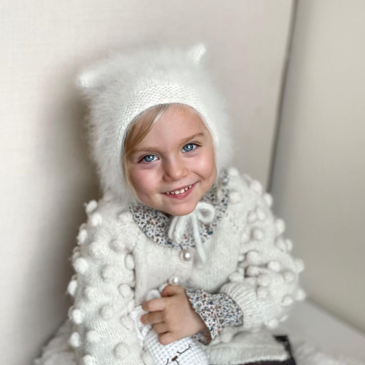Шапка детская вязаная