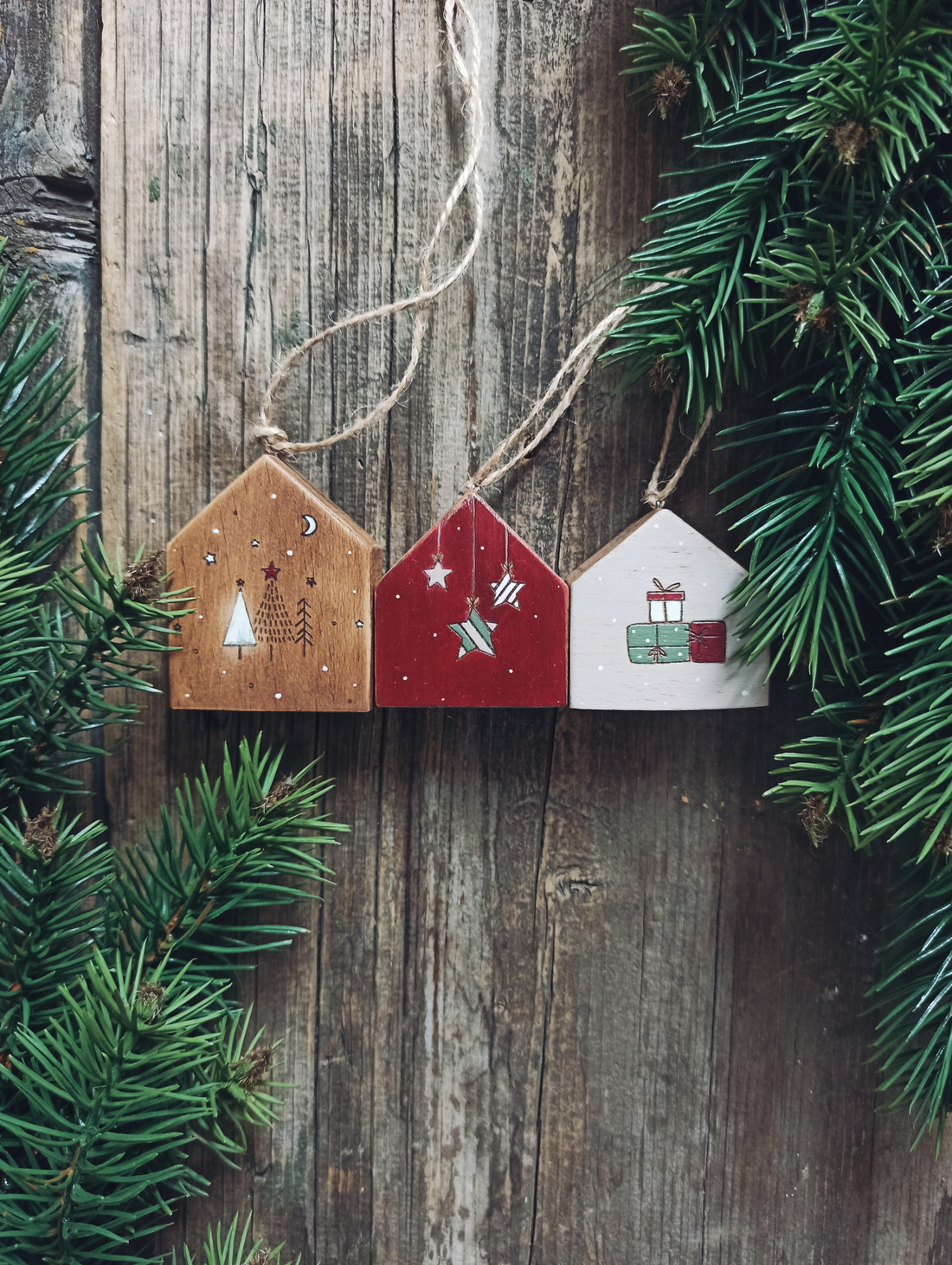 Ёлочная игрушка "Домики с рисунком" - фотография товара