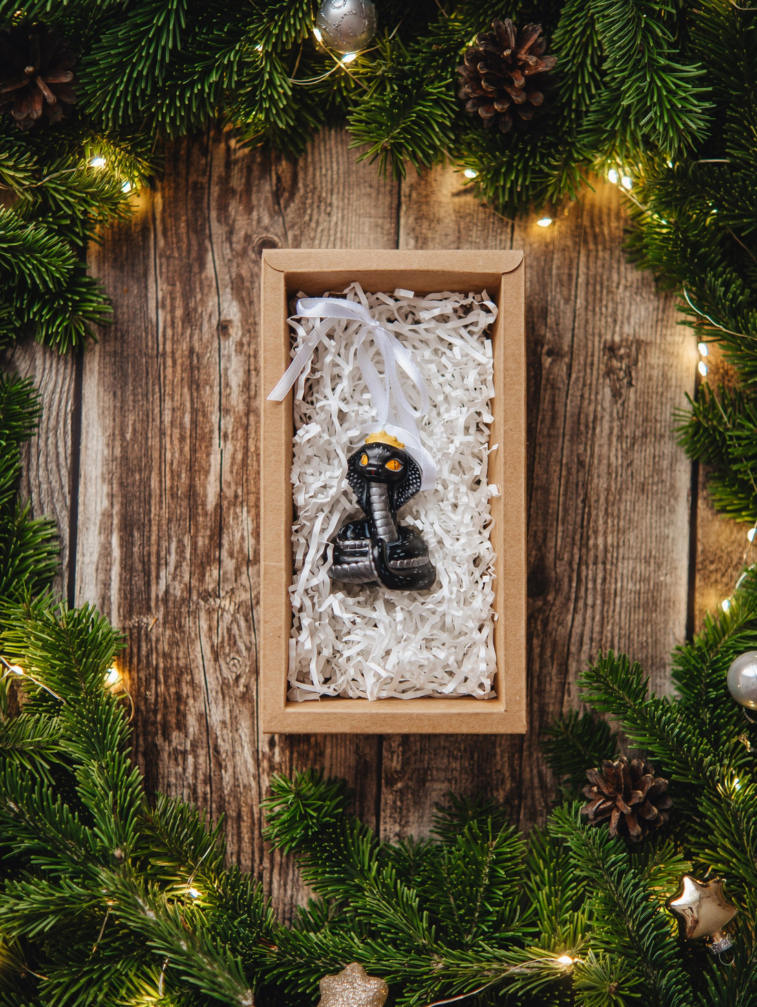 Ёлочная игрушка "Кобра" - фотография товара