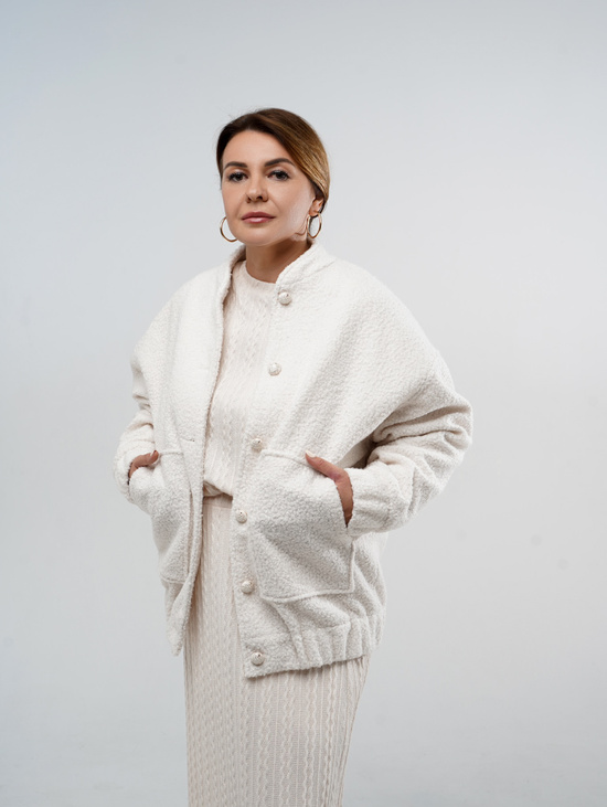 Бомбер из ткани букле "Plombir"