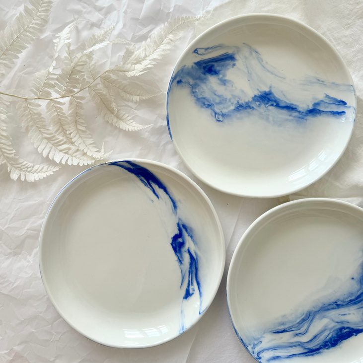 Тарелка нерикоми синий фарфор