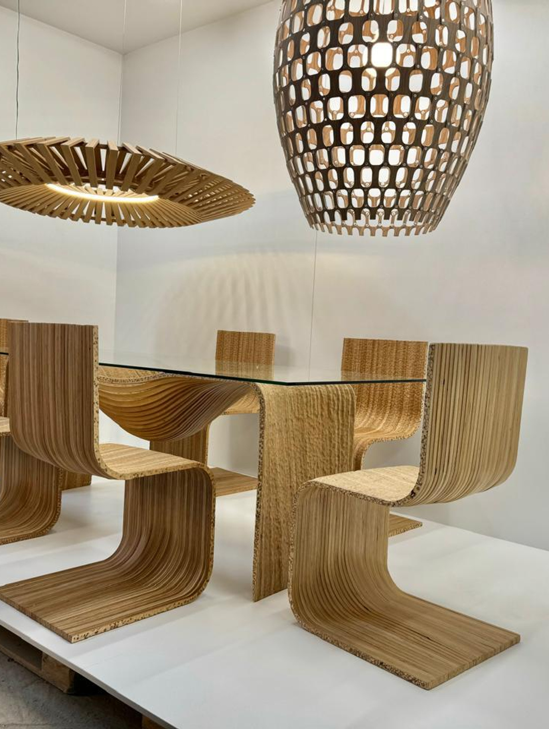 Стол параметрический "WHALE" - фотография товара