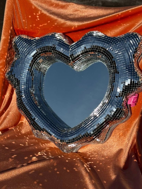 Зеркало "HEART"