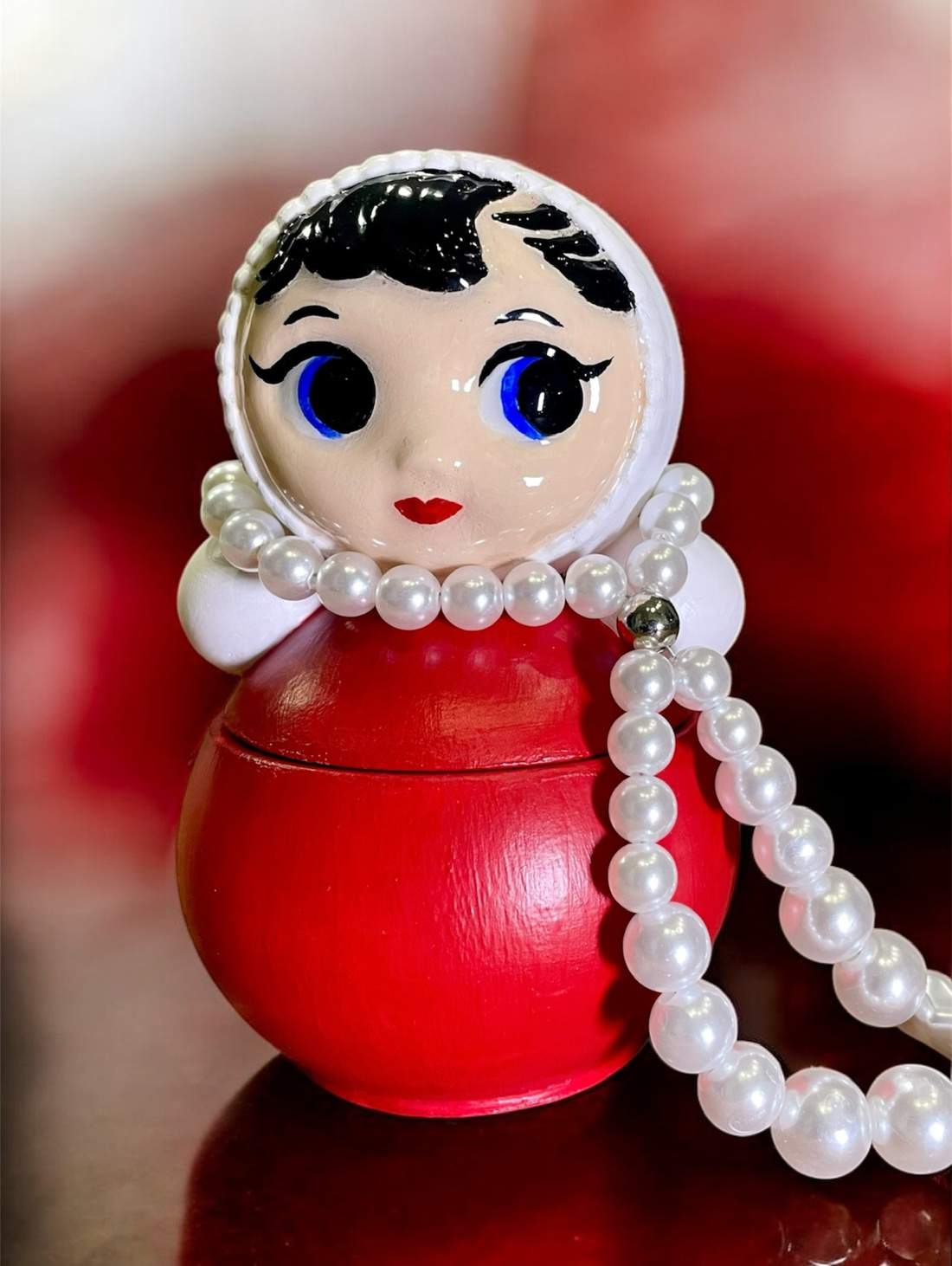 Шкатулка «Красная неваляшка» - фотография товара