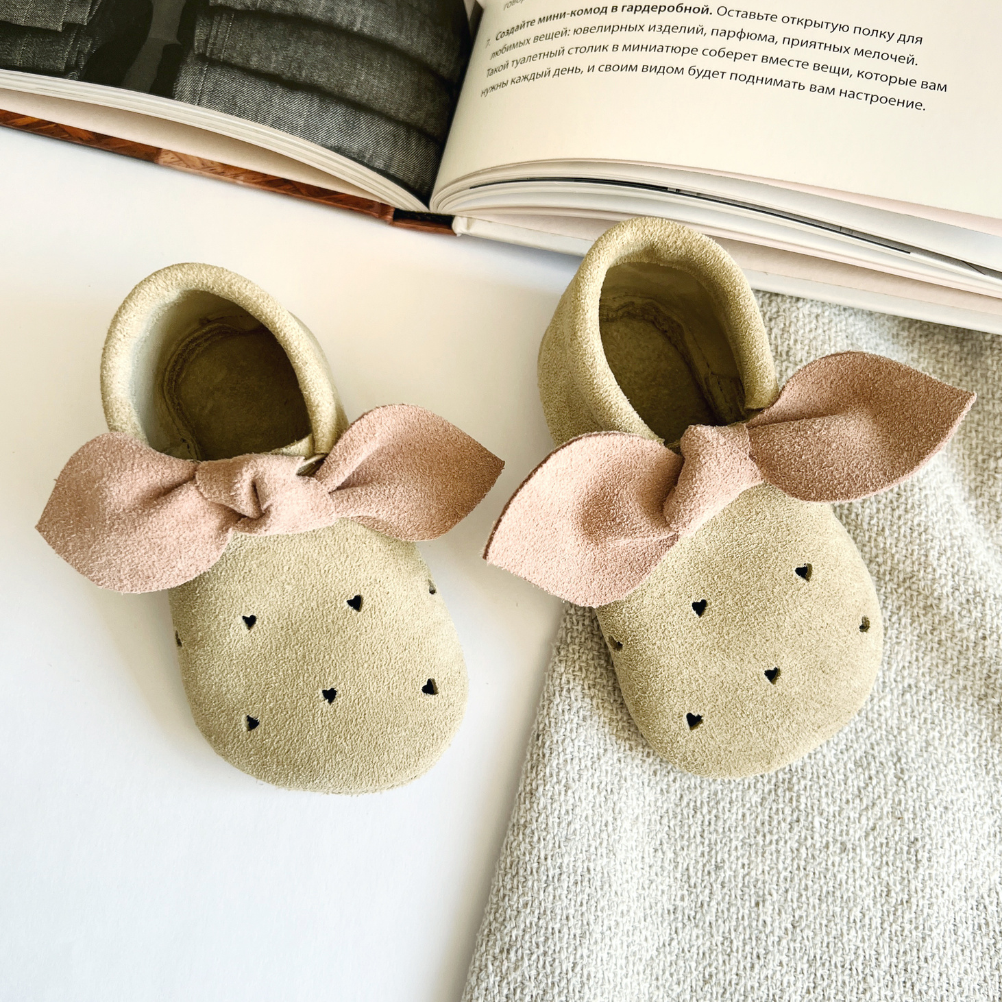 Моксы - бантики/пинетки для первых шагов - фотография товара