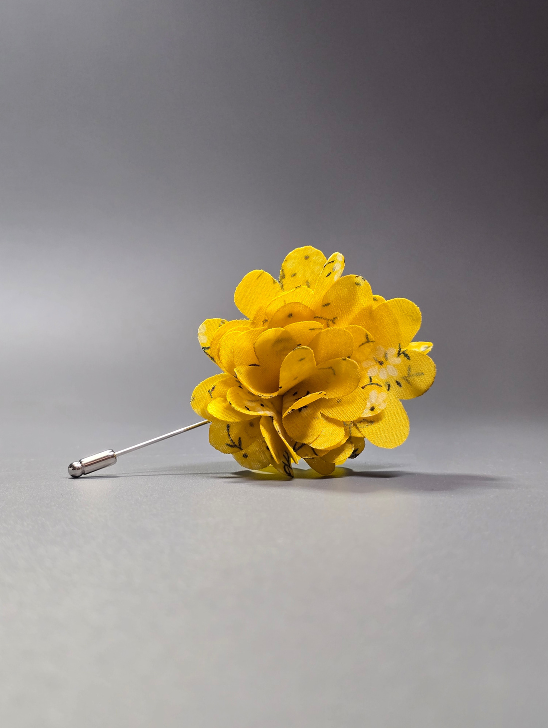 Бутоньерка AKMOOD "Кальмон желтый" - фотография товара