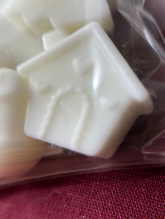 Ароматические фигурки «Wax melts» с ароматом «Зимний, клюквенный лес»