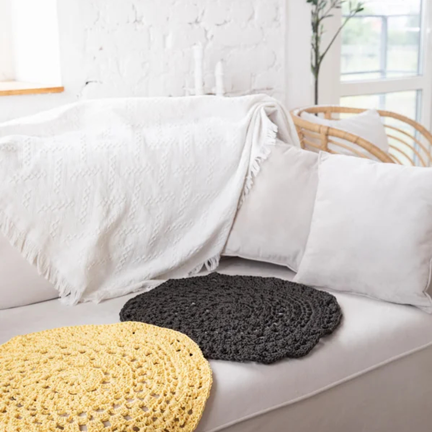 Большая декоративная салфетка - фотография товара