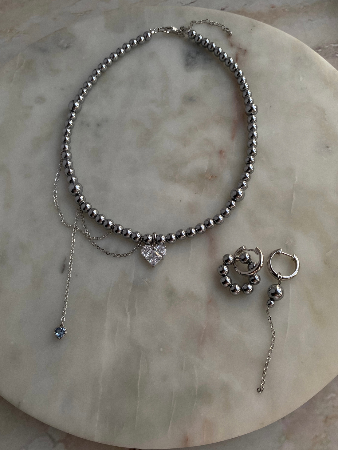 Чокер и серьги из гематита - фотография товара