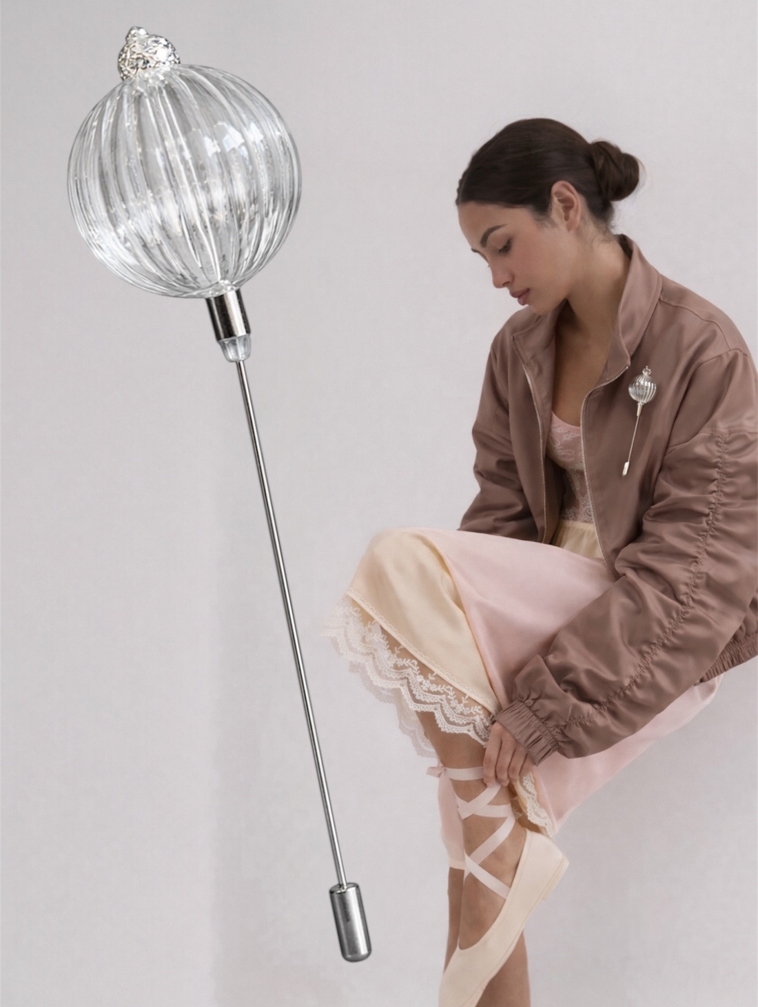 Брошь-игла из муранского стекла Bubbles прозрачная тыковка - фотография товара