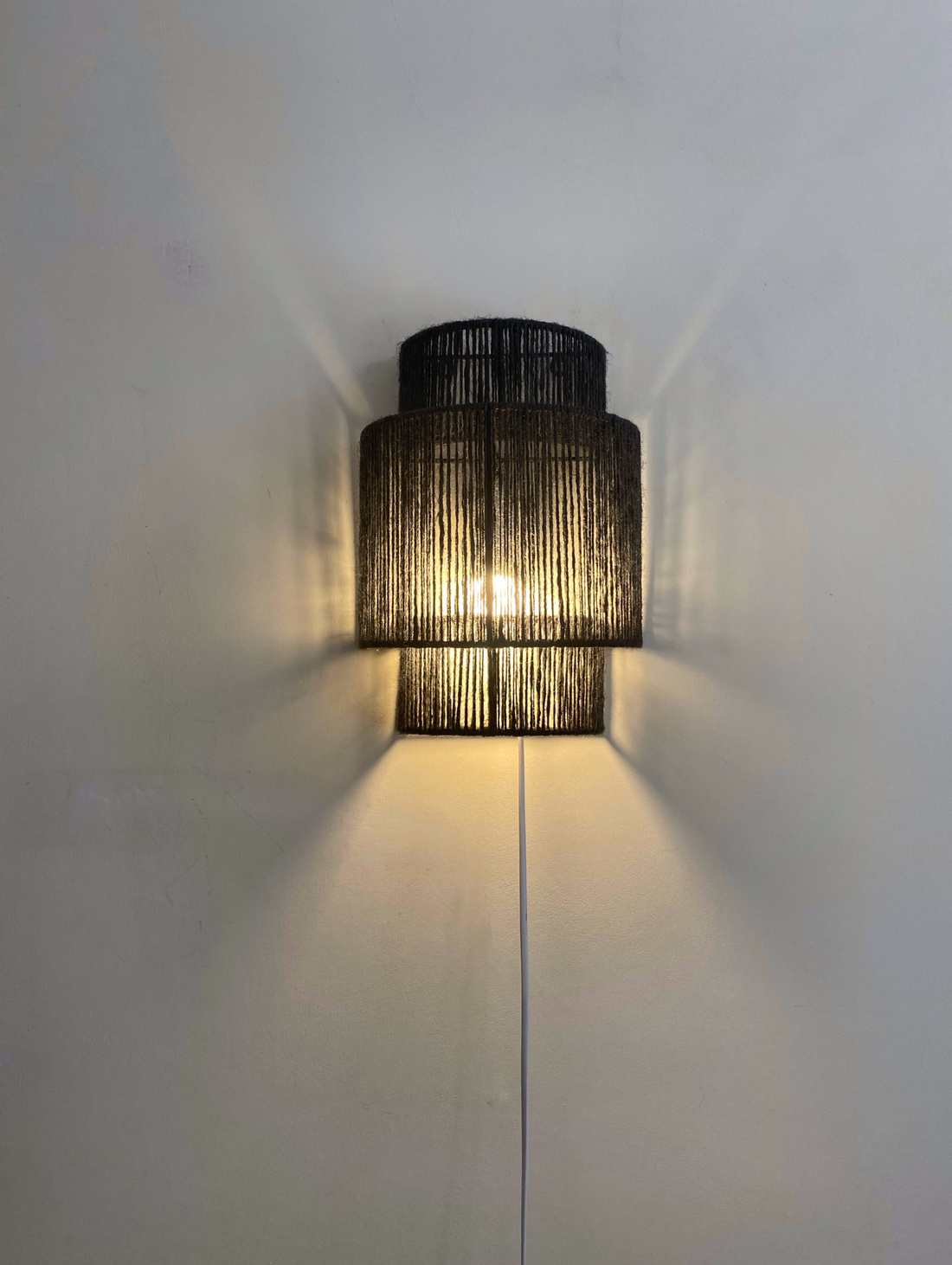 Бра из черного джута - фотография товара