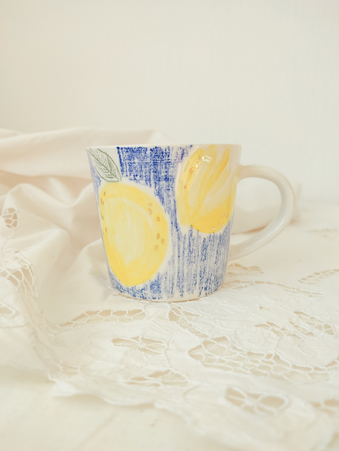 Кружка "Золотые лимоны" - фотография товара