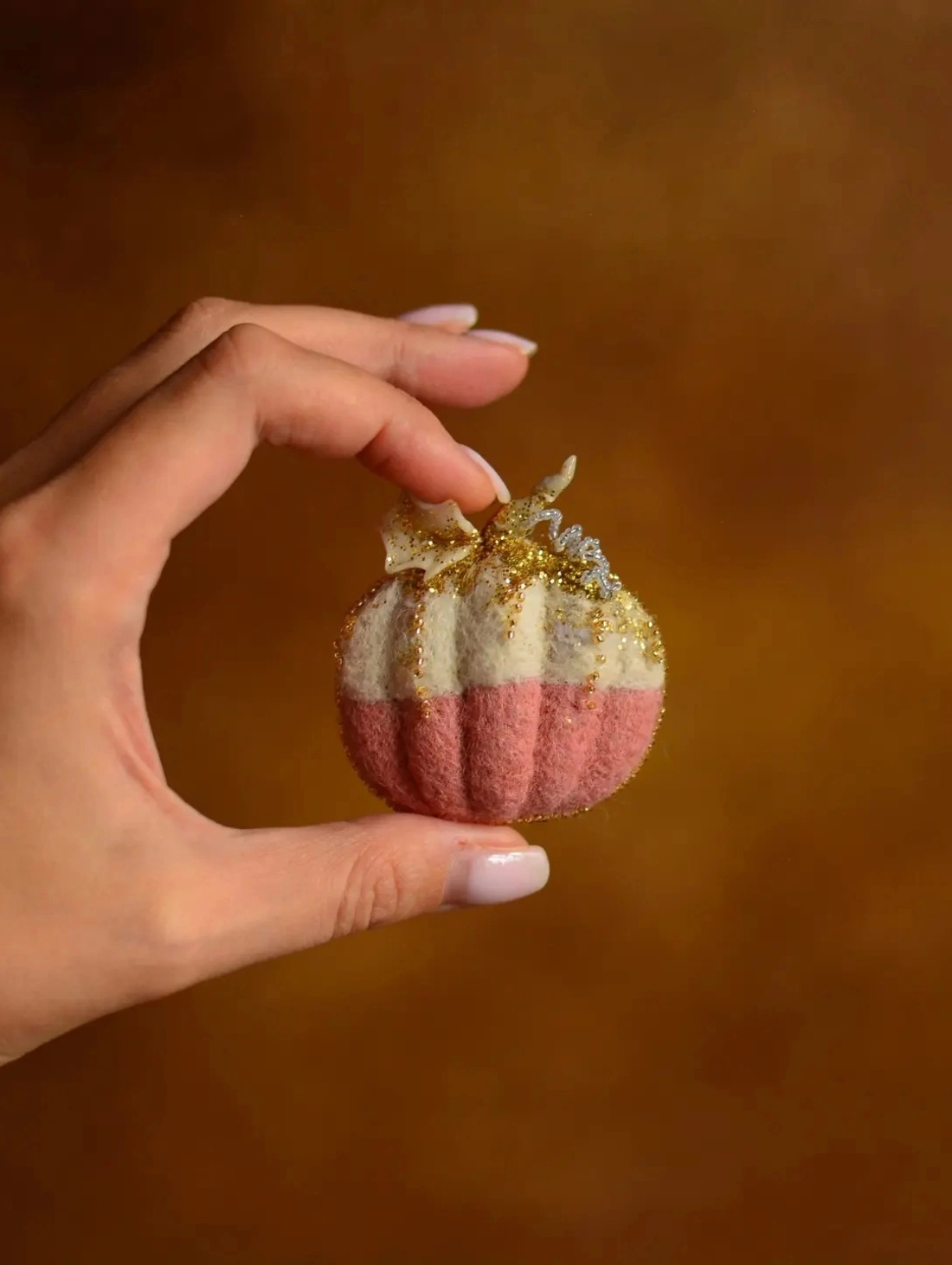 Брошь "Тыква" - фотография товара