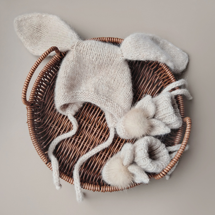 Комплект для новорожденного - шапочка и пинетки