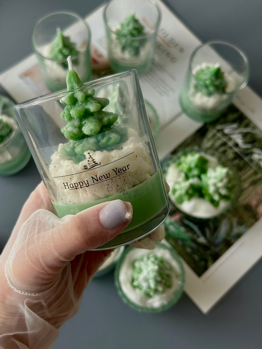 Свеча новогодняя ель в стакане - фотография товара