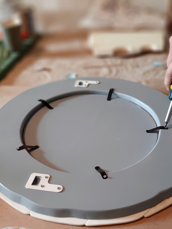 Настенное зеркало "Leopard"