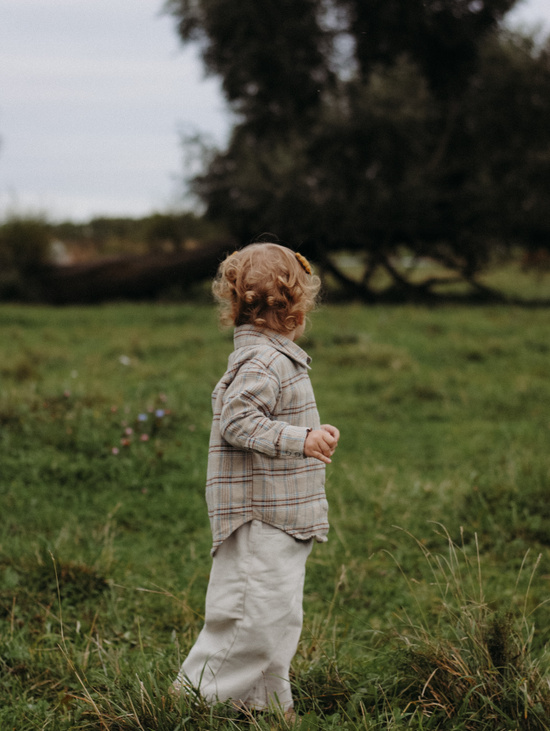 Рубашка в клетку бежевая  для девочки