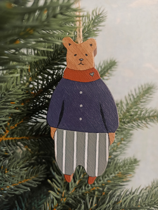 Мишки в костюмах