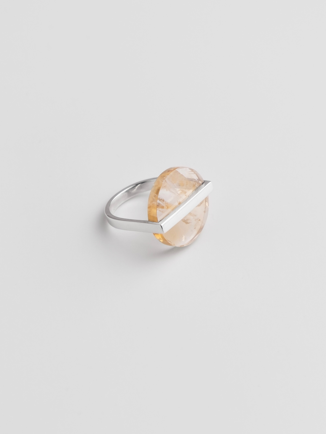 Кольцо "Лёд" с цитрином - фотография товара