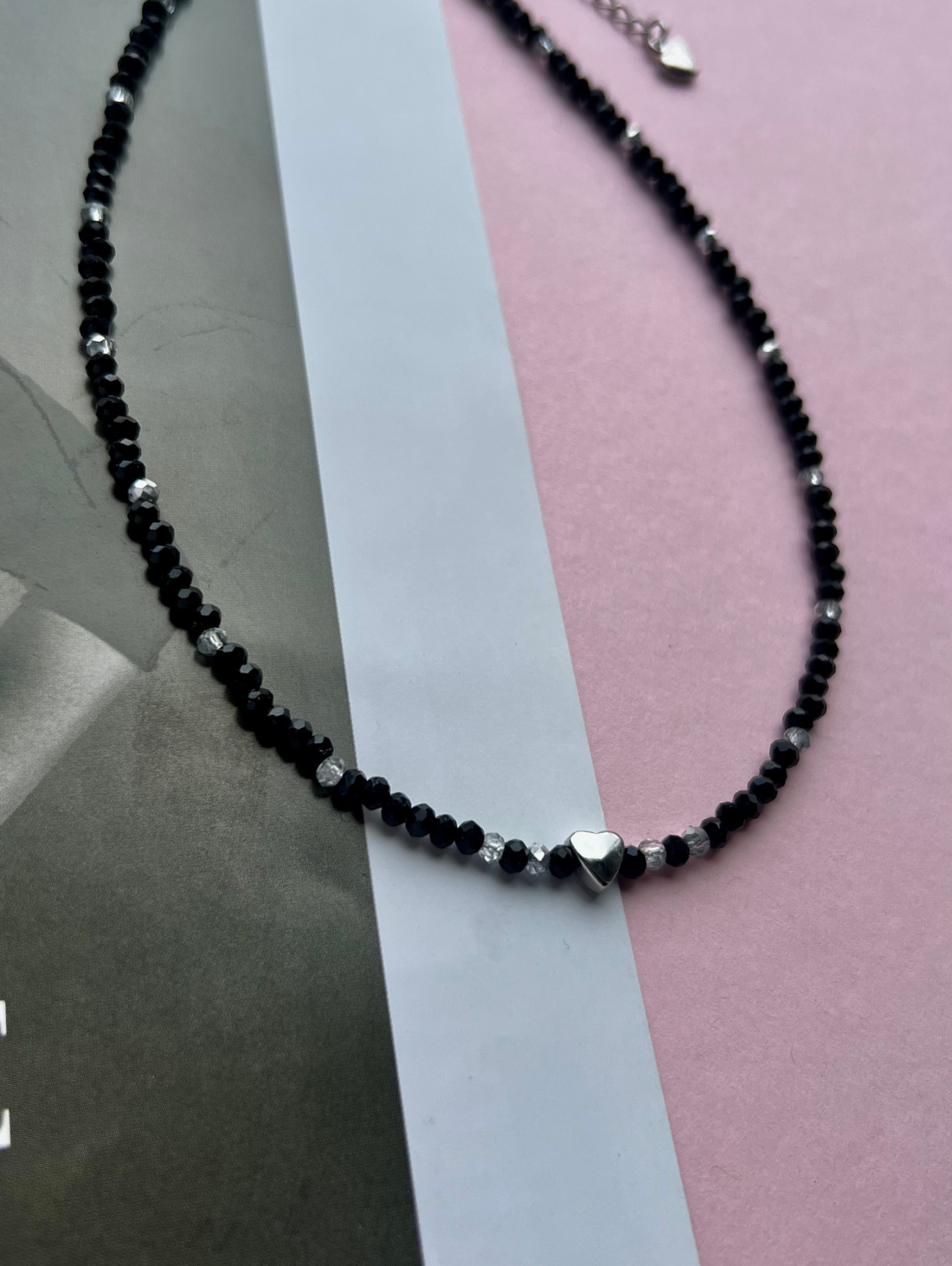 Чокер на шею со вставкой сердце - фотография товара