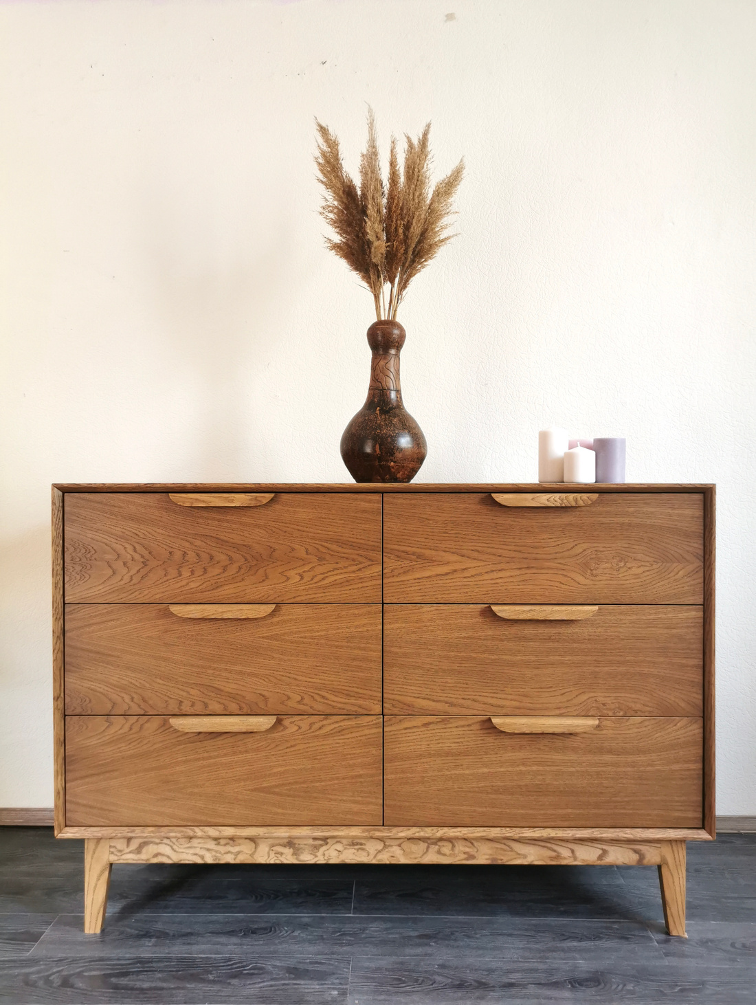 Комод из шпона и массива дуба КОМО05 - фотография товара