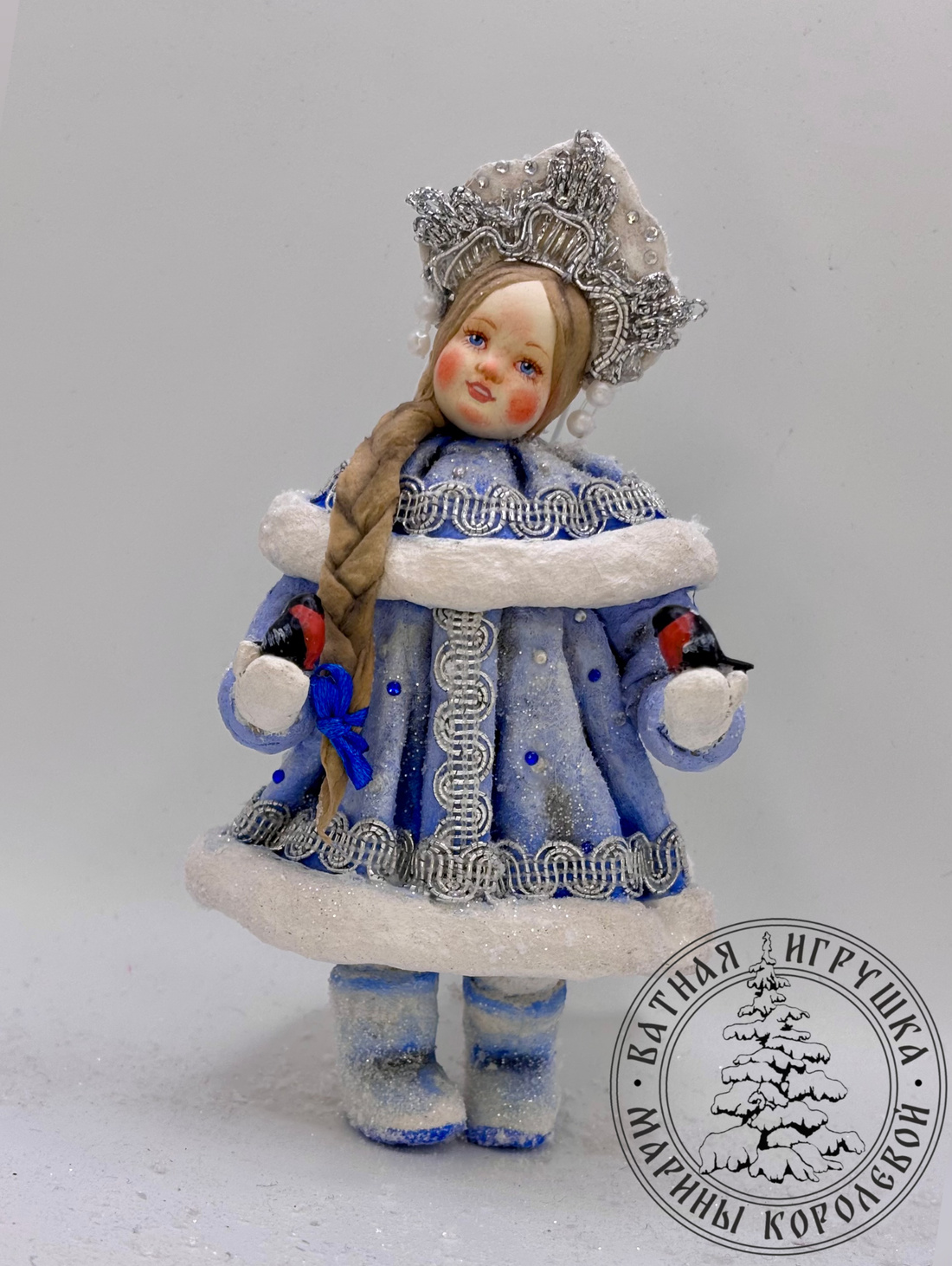 Ватная игрушка «Снегурочка с косой» - фотография товара