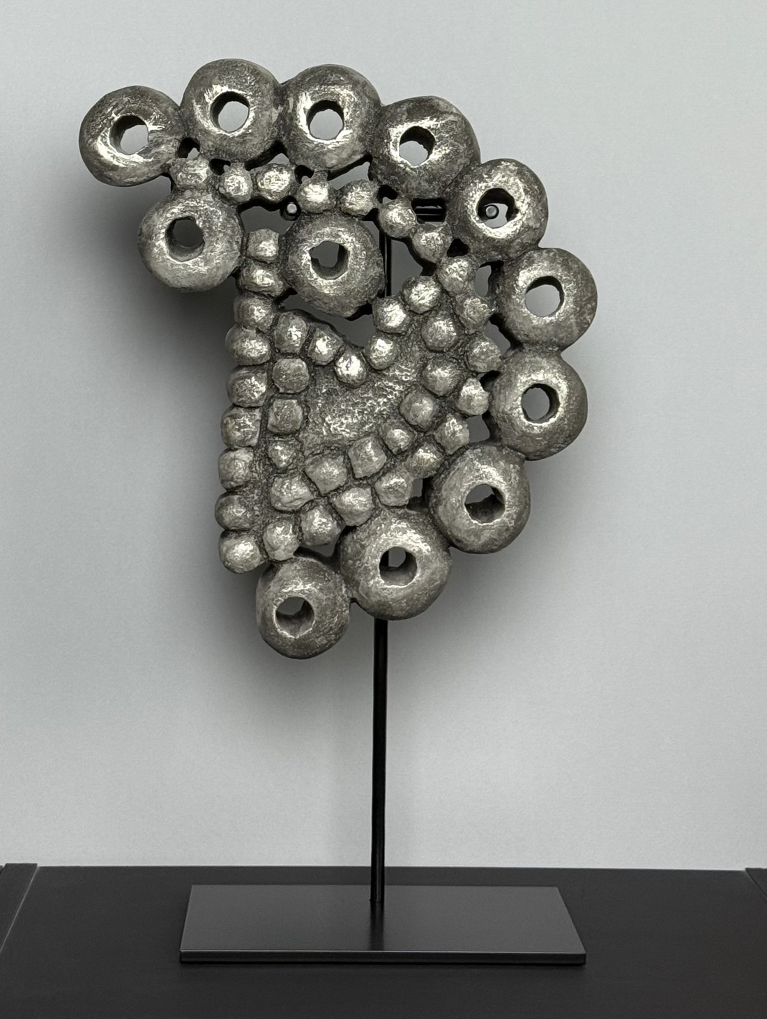 Интерьерный декор "Орнамент большой, черный в серебре" - фотография товара