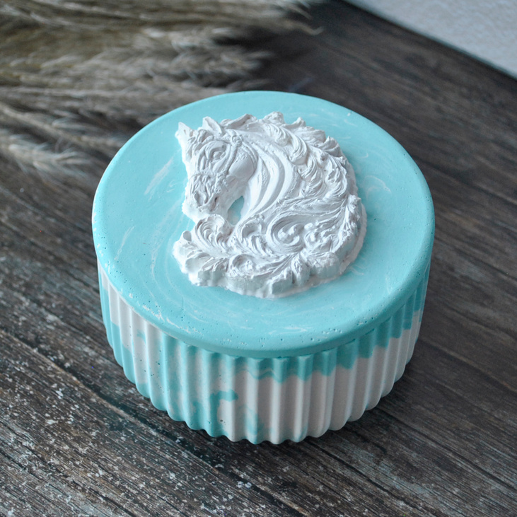 Свеча ароматическая "Конь барельеф"