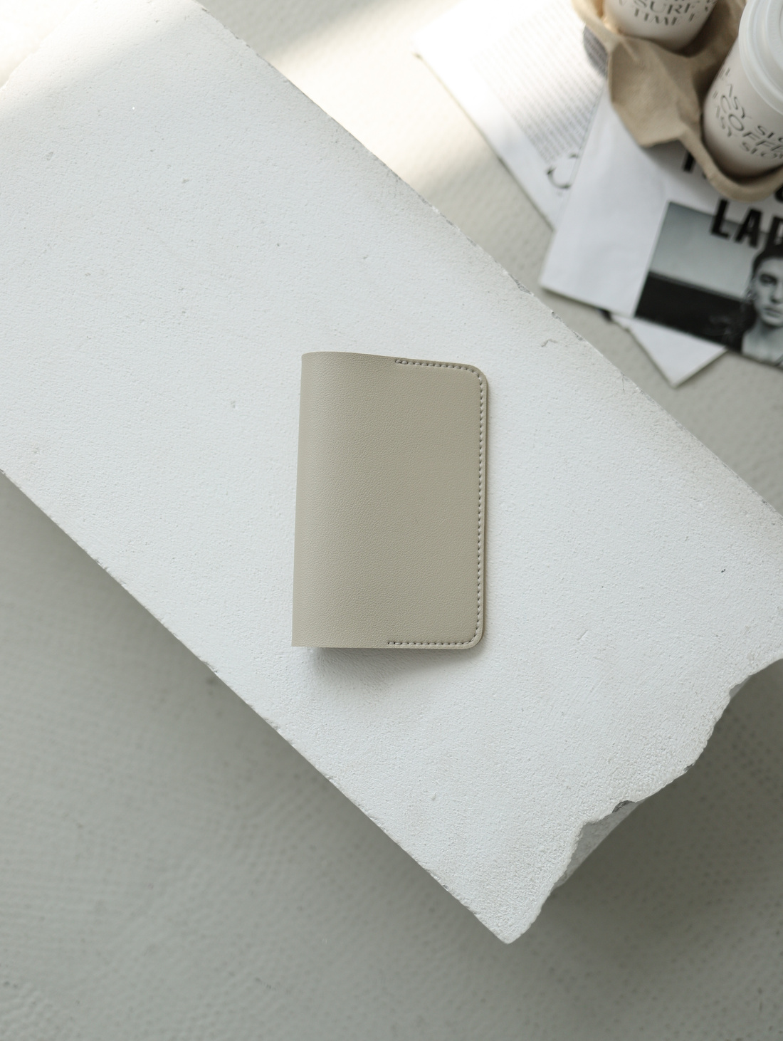 Обложка для паспорта theWayJournal Слоновая кость - фотография товара