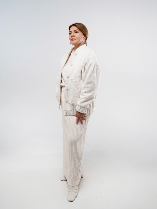 Бомбер из ткани букле "Plombir"