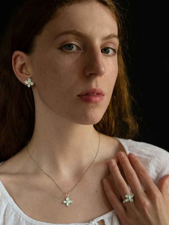 Подвеска "Голубая сирень"