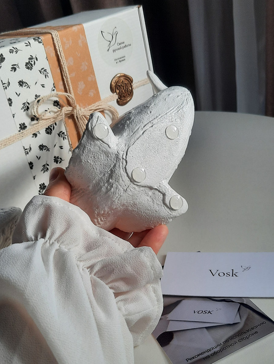 Свеча "Кит" с ароматом кашемировое дерево