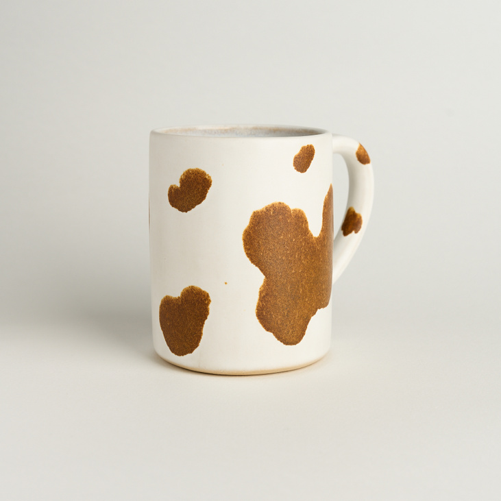 Кружка прямая, Коровка светлая 470 мл.