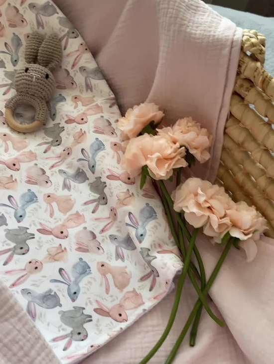 Непромокаемая пеленка "Зайки"