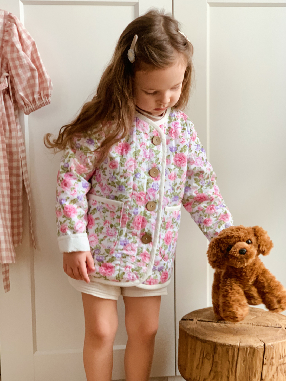 Детская телогреечка с цветочным принтом - фотография товара