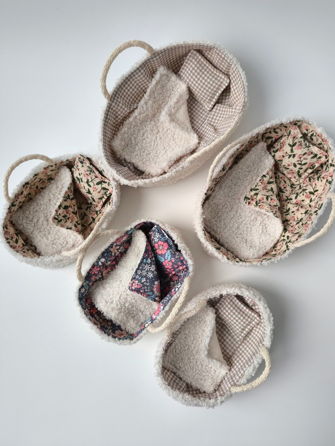 Люлька-переноска для игрушечных мышек и кукол - фотография товара